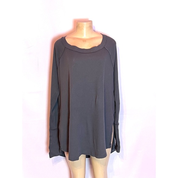 BRAND NEW FREE PEOPLE BLUE GRAY LONG SLEEVE OVERSIZED THERMAL SHIRT SZ MEDIUM - Picture 3 of 5